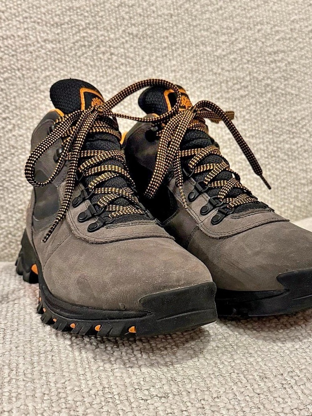 Timberland Mt. Maddsen Mid Waterproof Hiking Boot Gray & Black